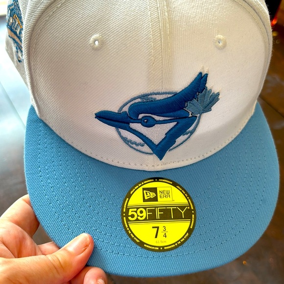 Toronto Blue Jays ball cap. Brand new never worn. Size 7 3/4 - Picture 2 of 5